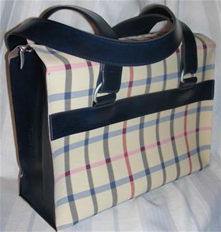 Taschen & Stickereien